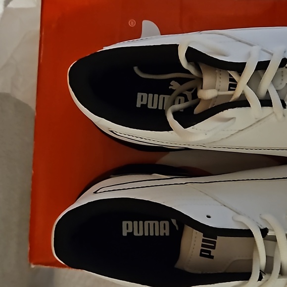 Mens Puma shoes - Picture 3 of 5